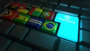 Tastatur mit Länderflaggen und beleuchteter Translate-Taste